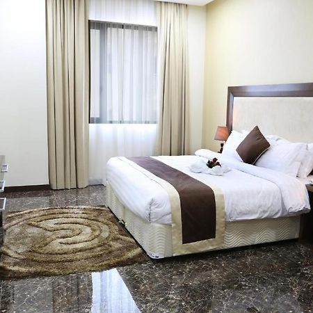 Belle Tower Apartments Manama Extérieur photo